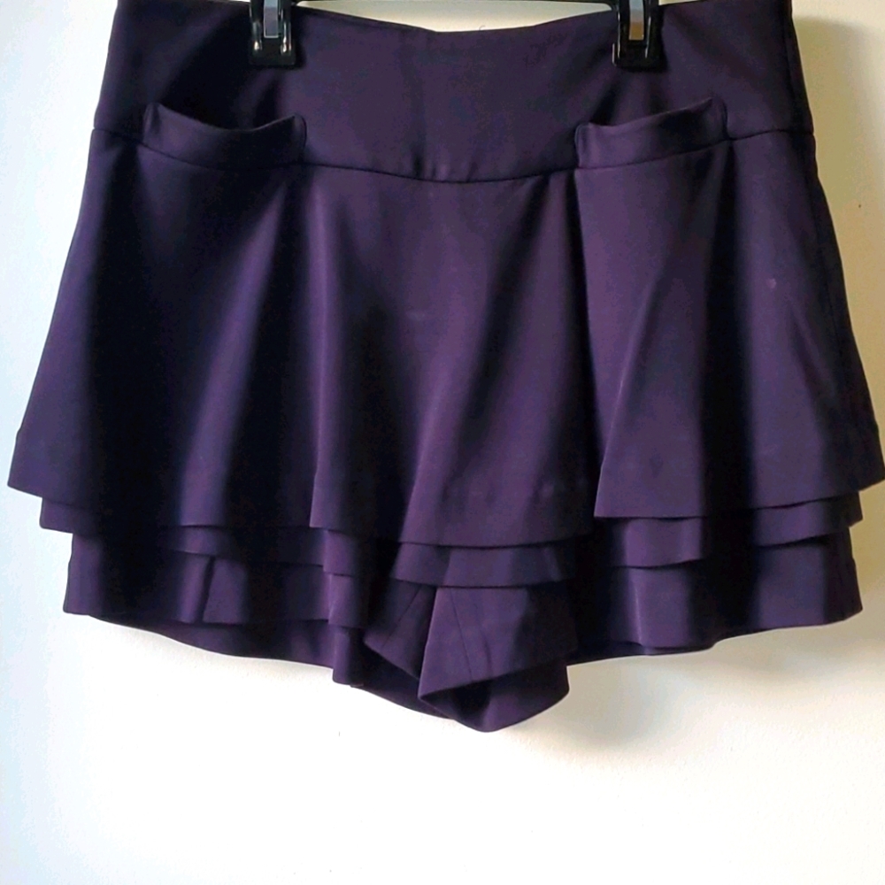 ELLASSAY | Ruffled/Frilled Skort.  Sz. M/L